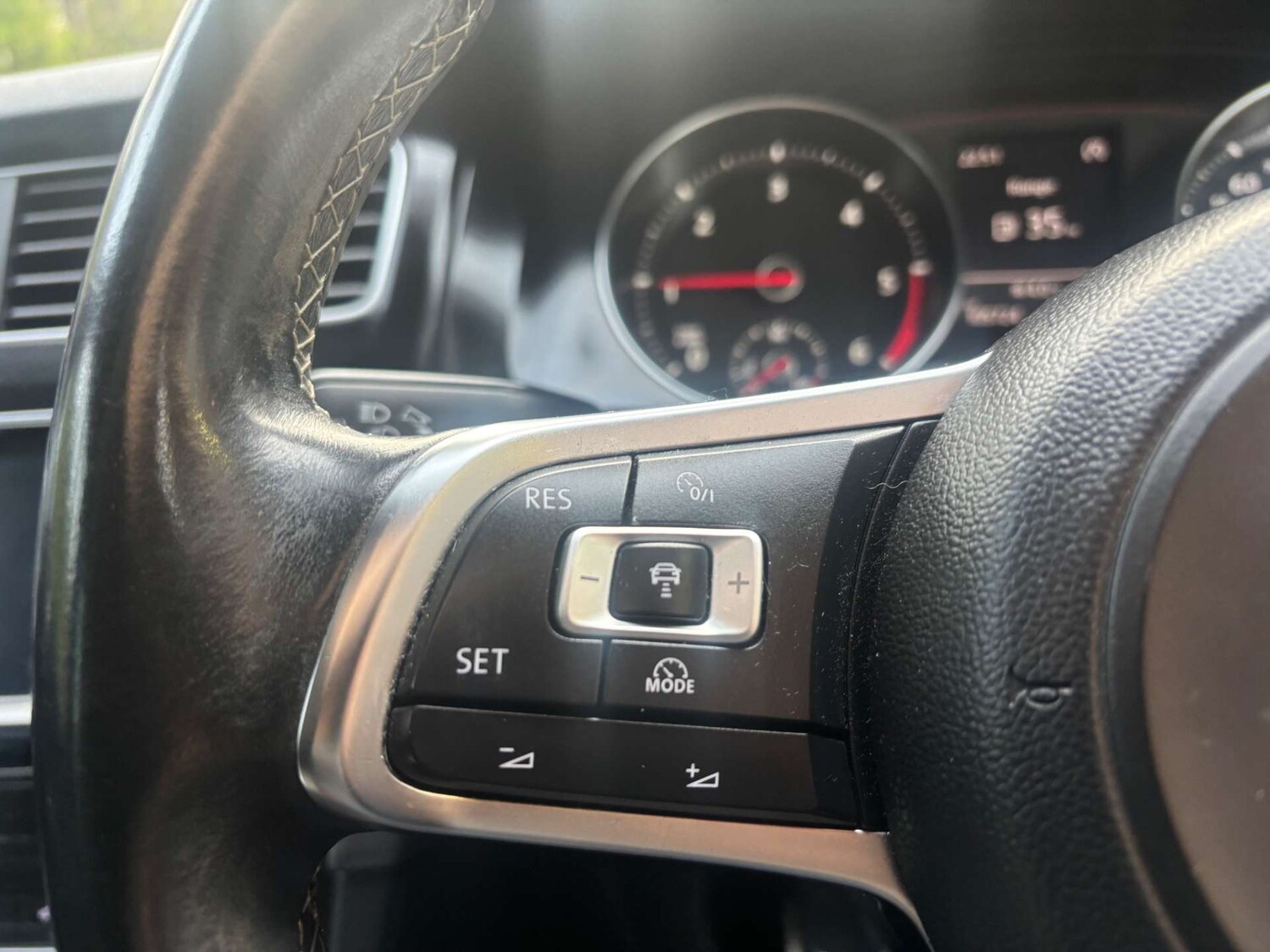 Used Volkswagen Golf 2014 for sale - 77469861: Photo 27