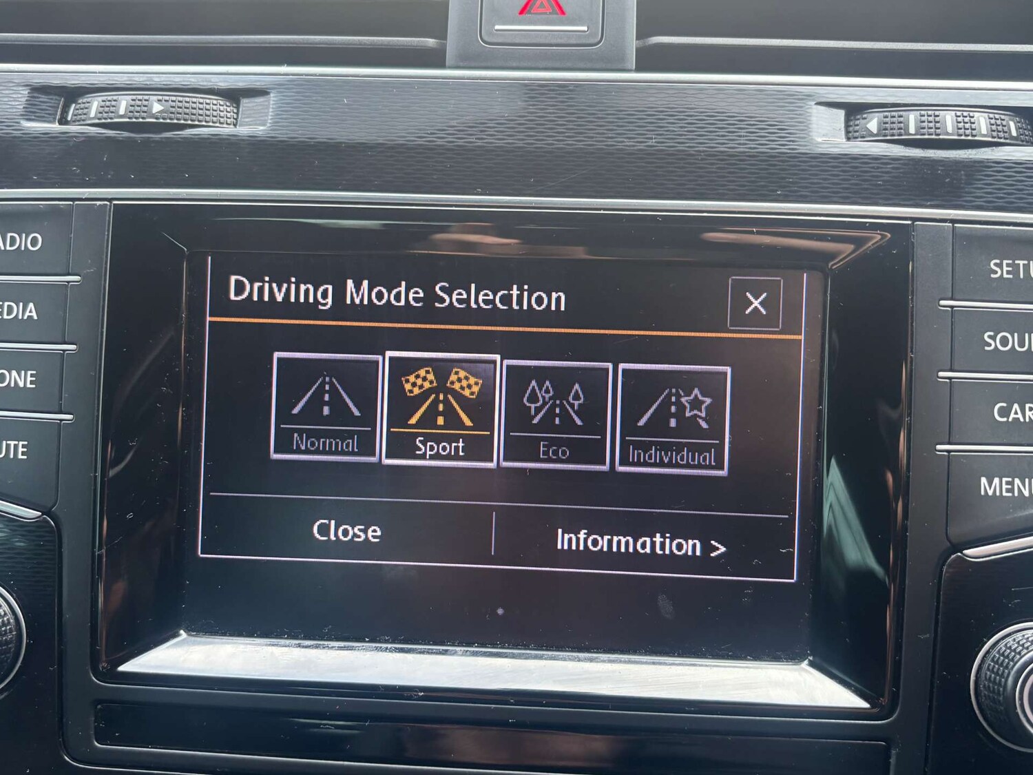 Used Volkswagen Golf 2014 for sale - 77469861: Photo 44