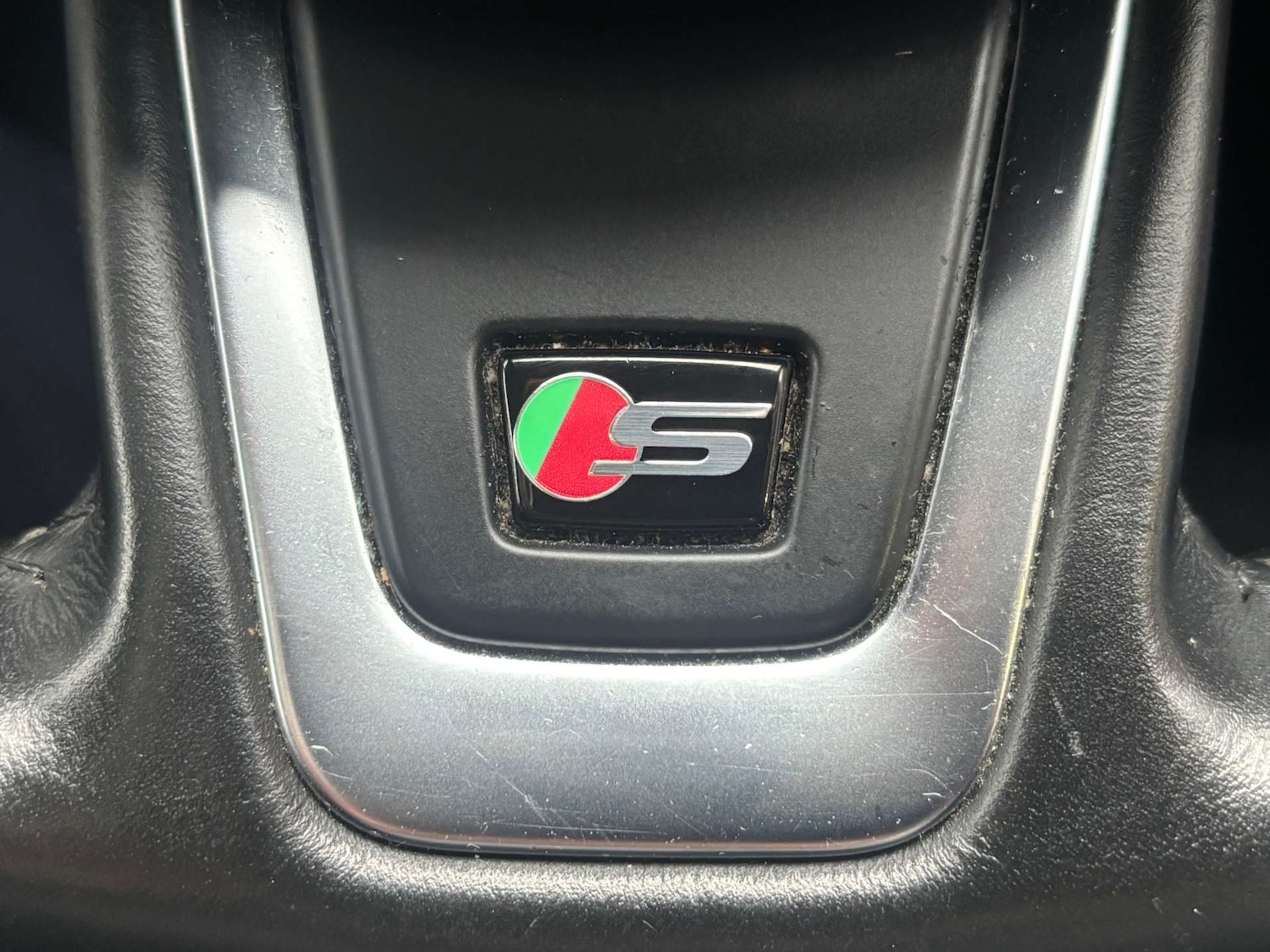 Used Jaguar F-Pace 2016 for sale - 77184824: Photo 26