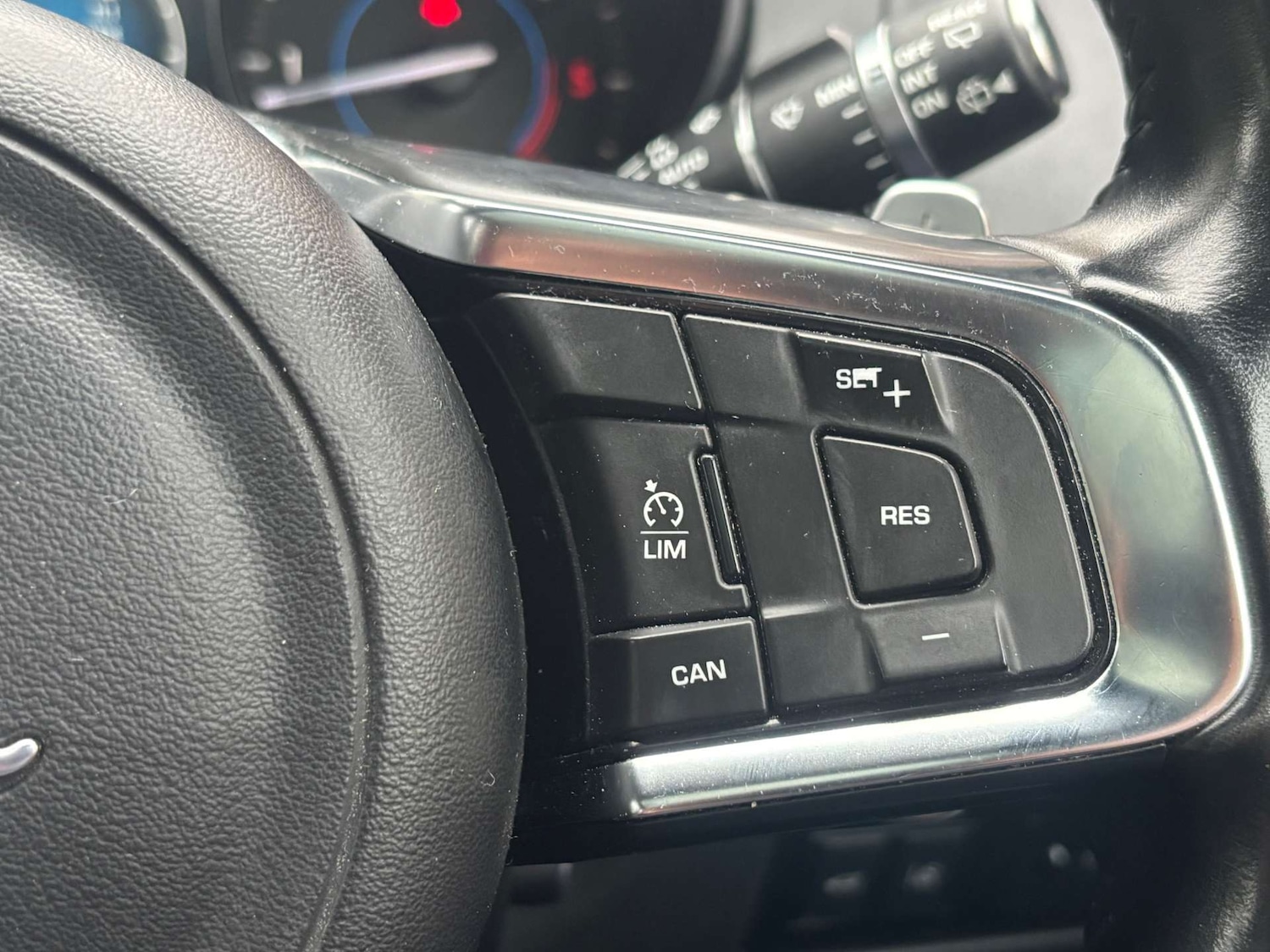 Used Jaguar F-Pace 2016 for sale - 77184824: Photo 27