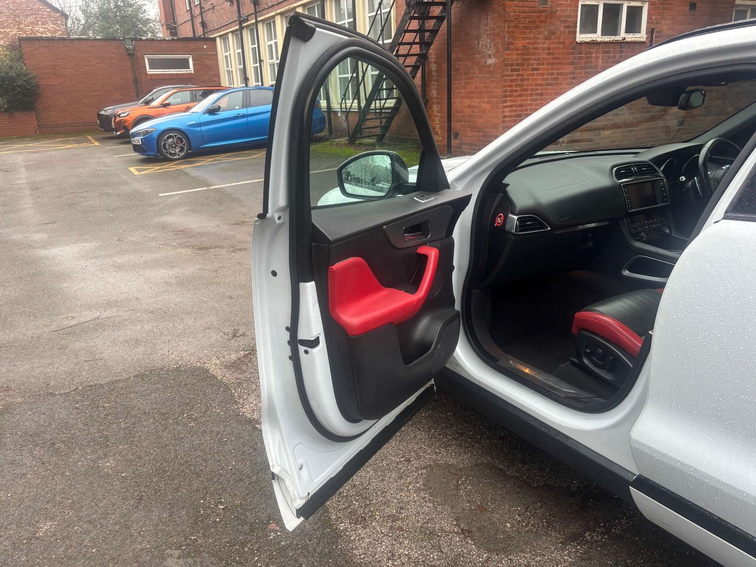 Used Jaguar F-Pace 2016 for sale - 77184824: Photo 31