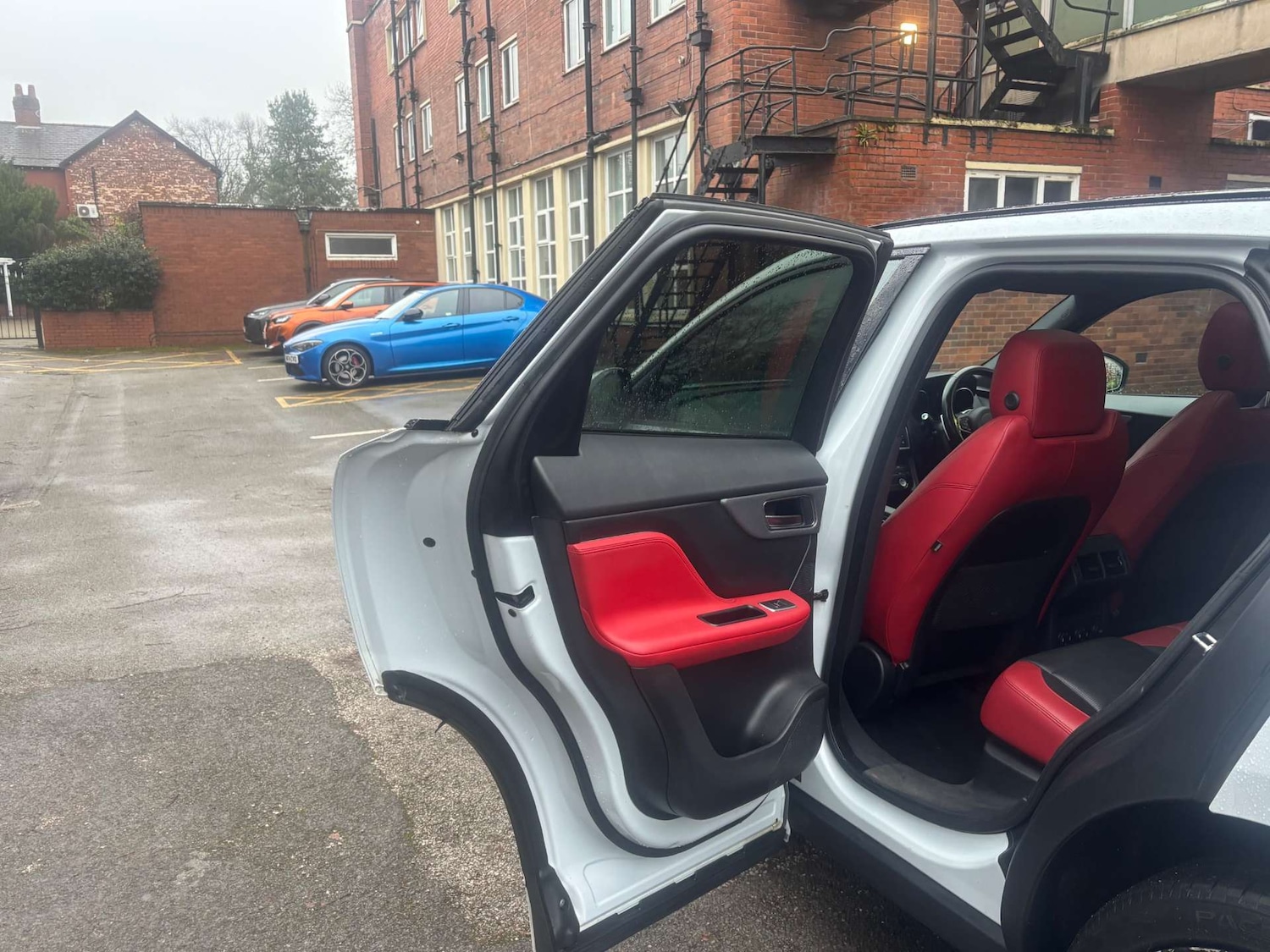 Used Jaguar F-Pace 2016 for sale - 77184824: Photo 32