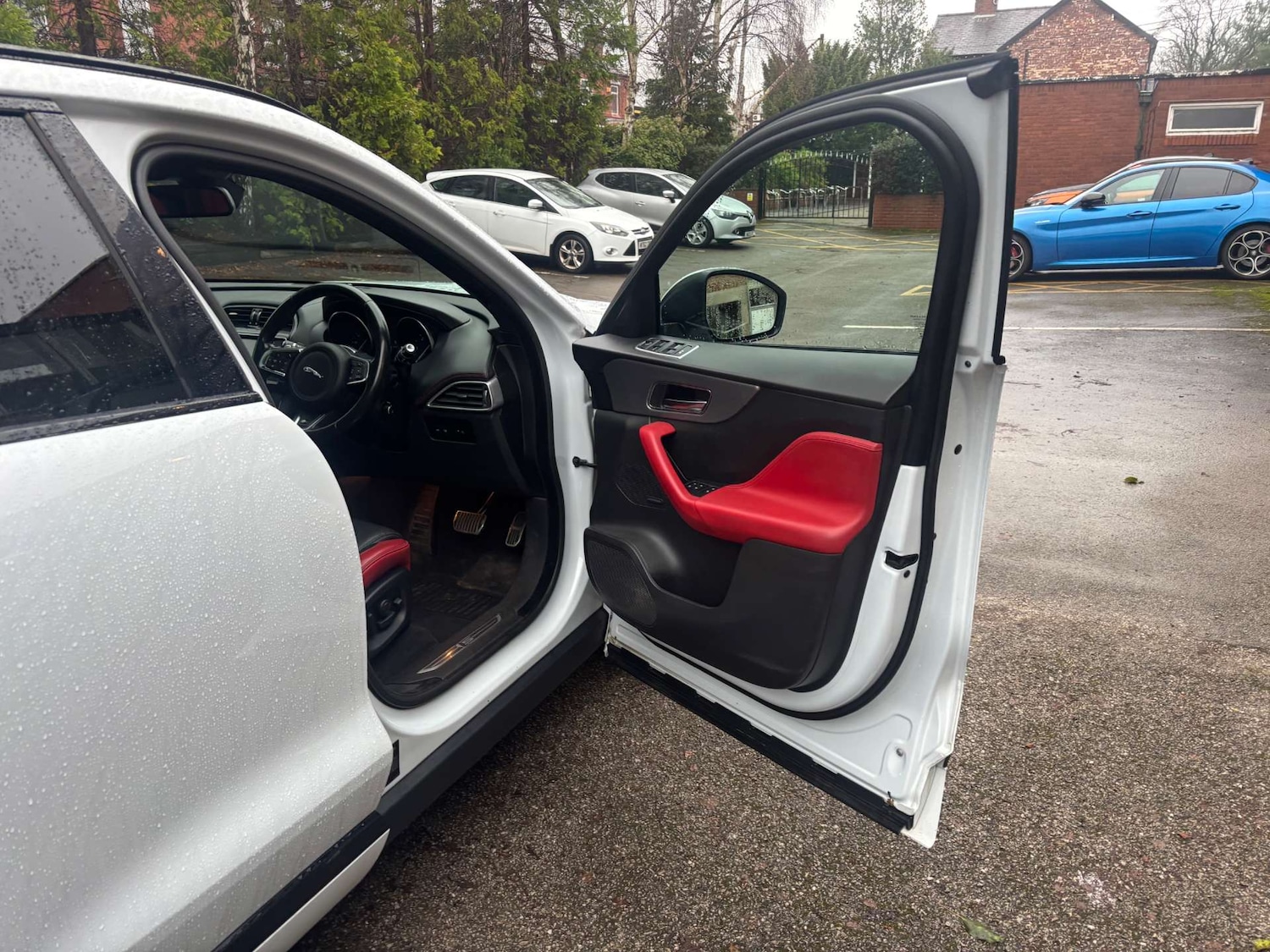 Used Jaguar F-Pace 2016 for sale - 77184824: Photo 33