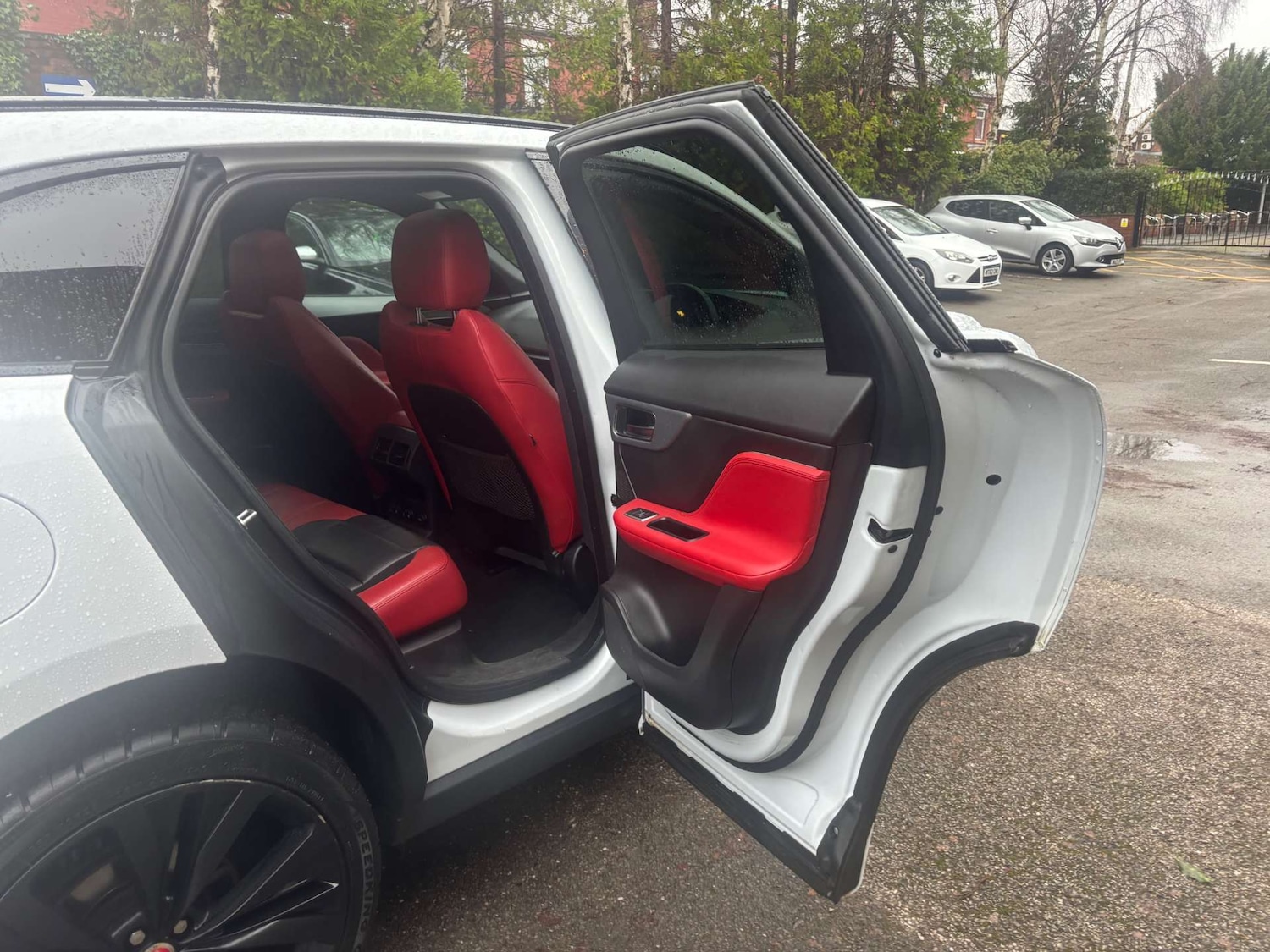 Used Jaguar F-Pace 2016 for sale - 77184824: Photo 34