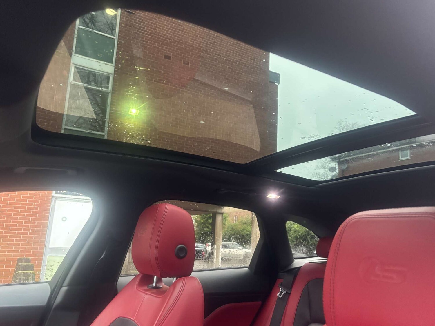 Used Jaguar F-Pace 2016 for sale - 77184824: Photo 36