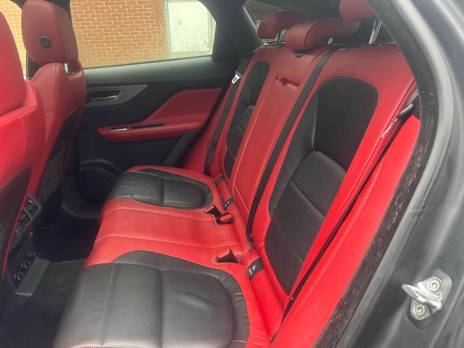 Used Jaguar F-Pace 2016 for sale - 77184824: Photo 41