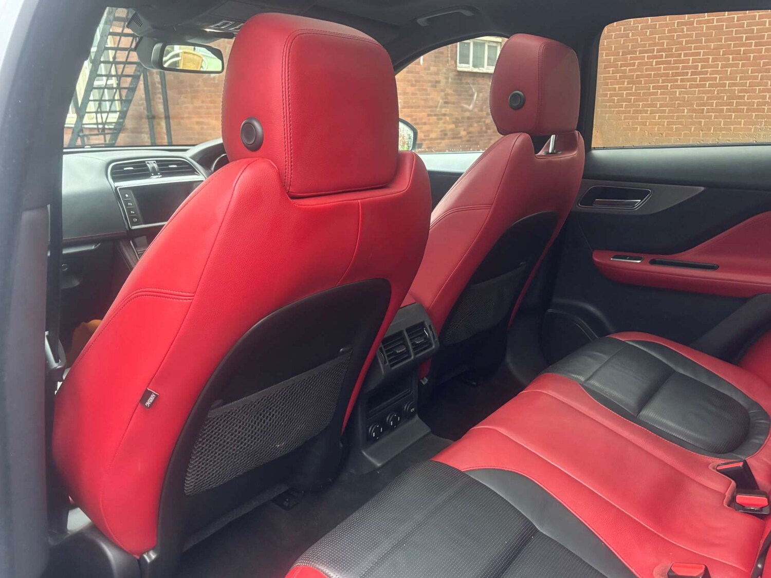 Used Jaguar F-Pace 2016 for sale - 77184824: Photo 42