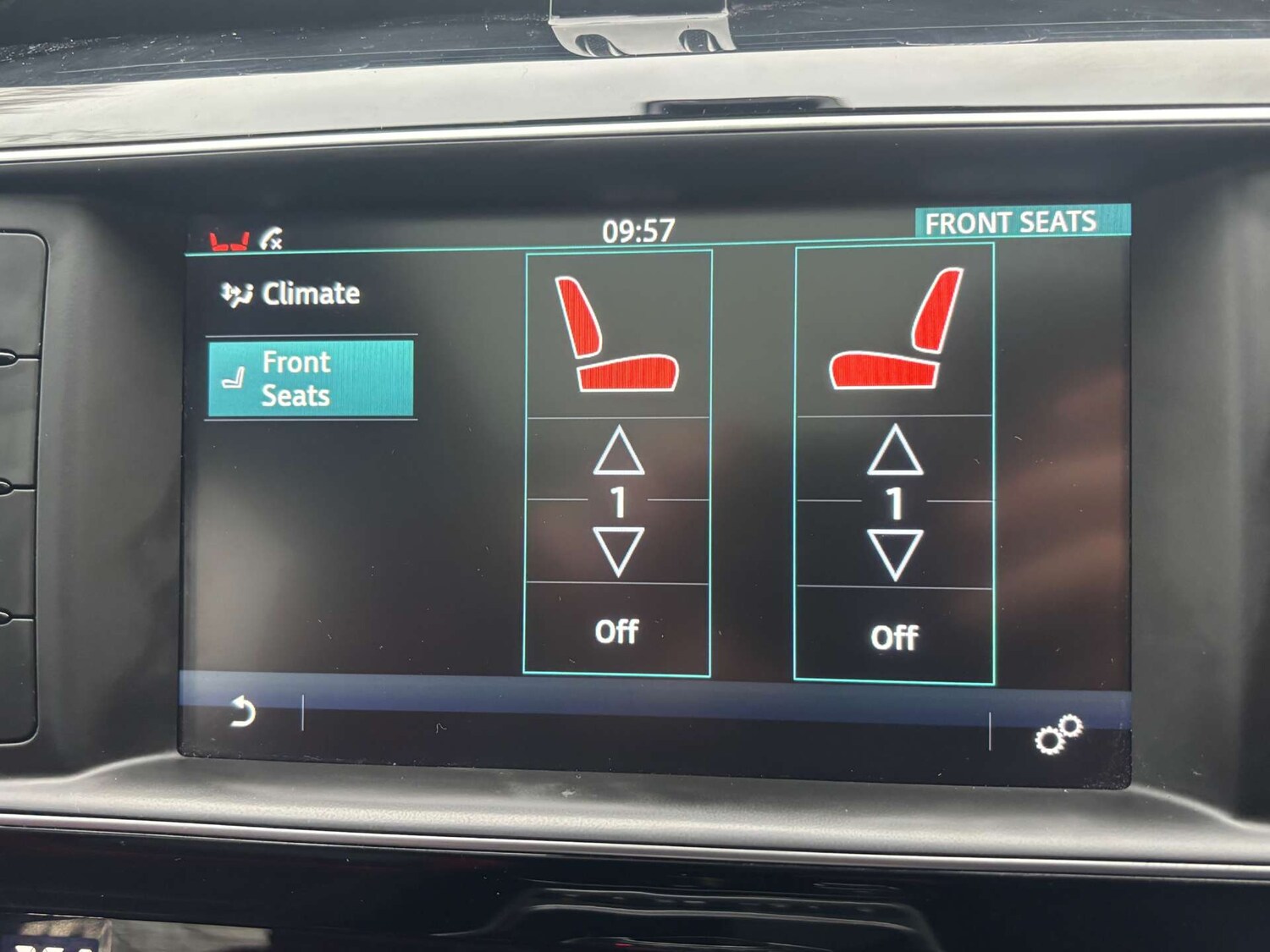 Used Jaguar F-Pace 2016 for sale - 77184824: Photo 48