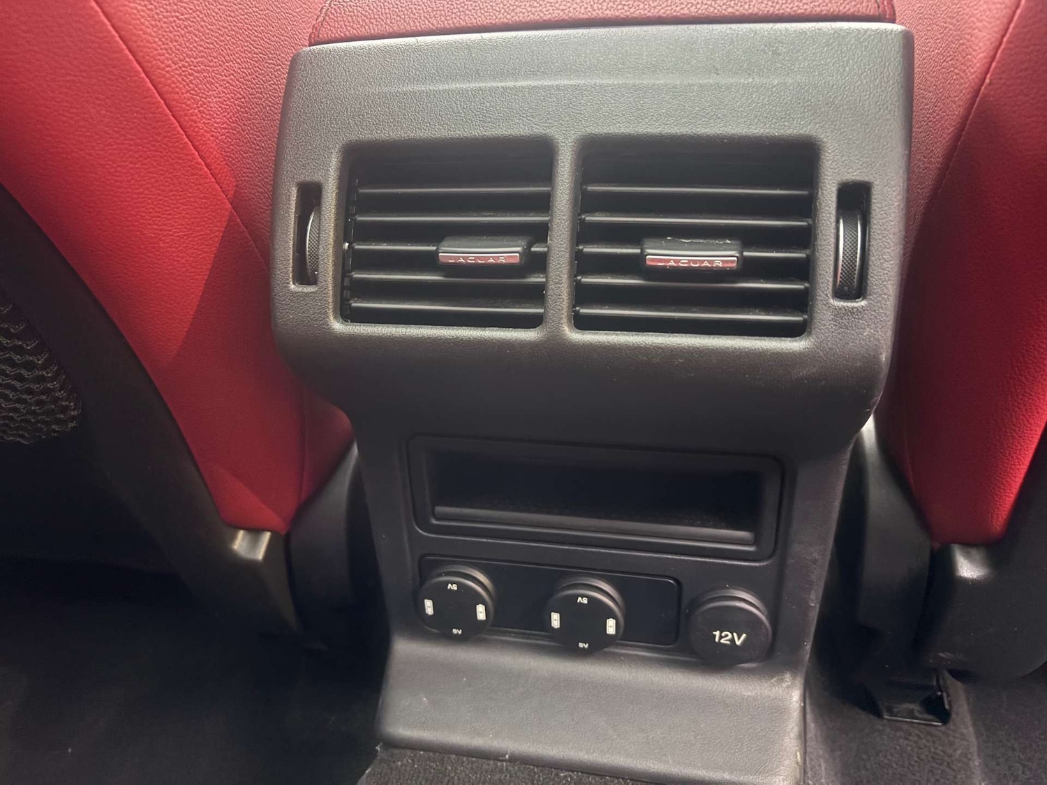 Used Jaguar F-Pace 2016 for sale - 77184824: Photo 51