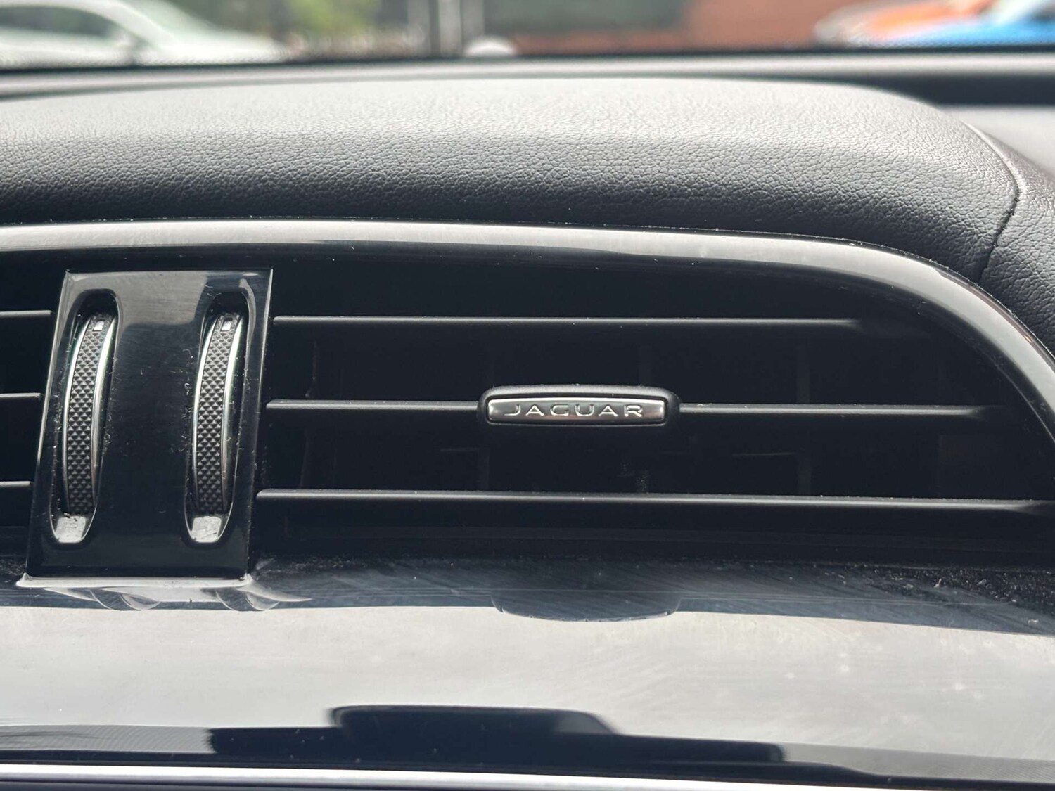 Used Jaguar F-Pace 2016 for sale - 77184824: Photo 52