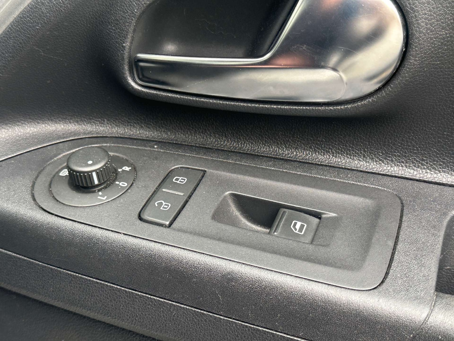 Used Volkswagen up! 2013 for sale - 76449794: Photo 12