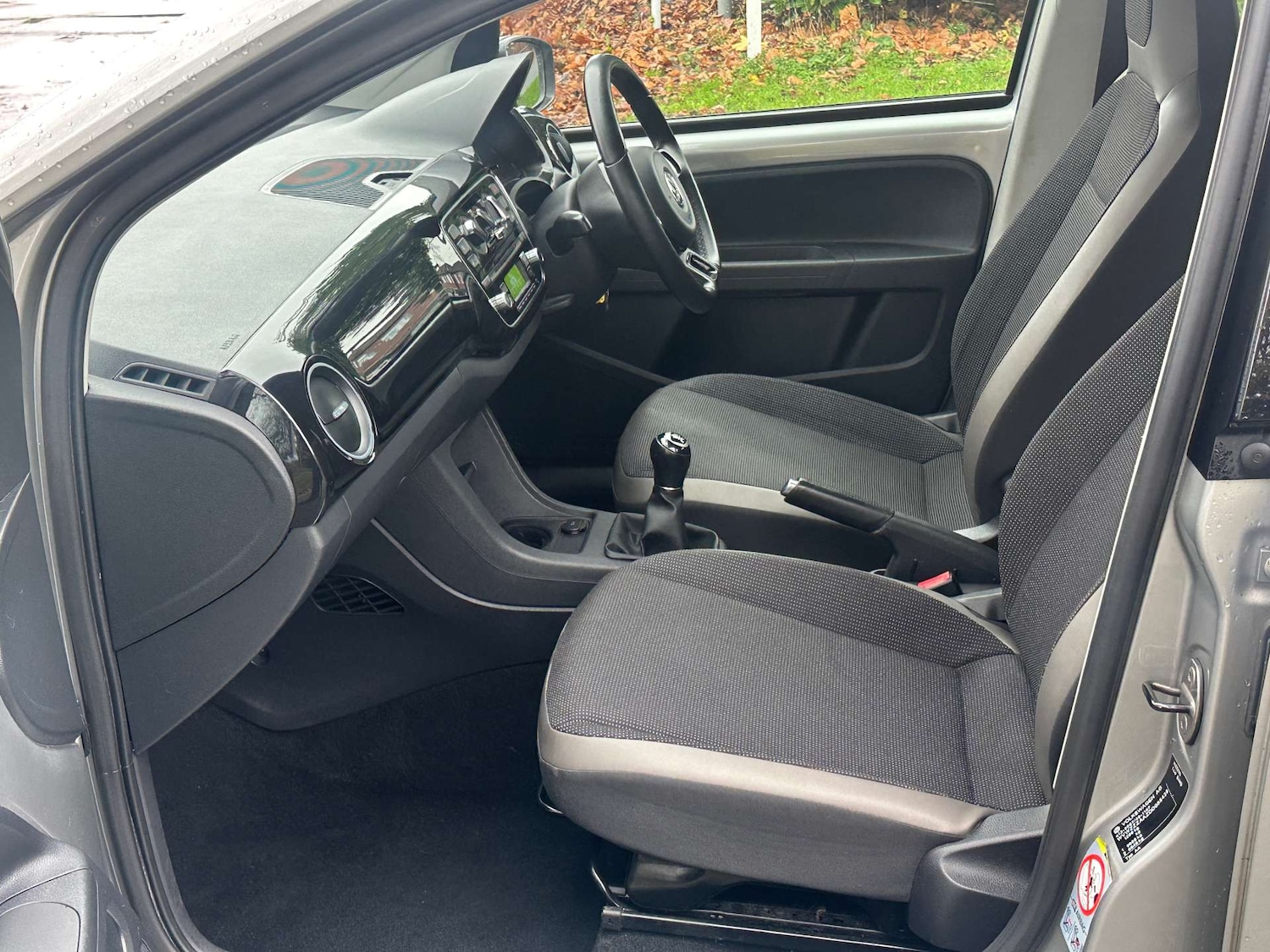 Used Volkswagen up! 2013 for sale - 76449794: Photo 25