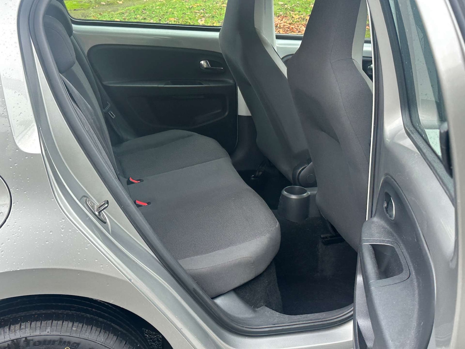 Used Volkswagen up! 2013 for sale - 76449794: Photo 28