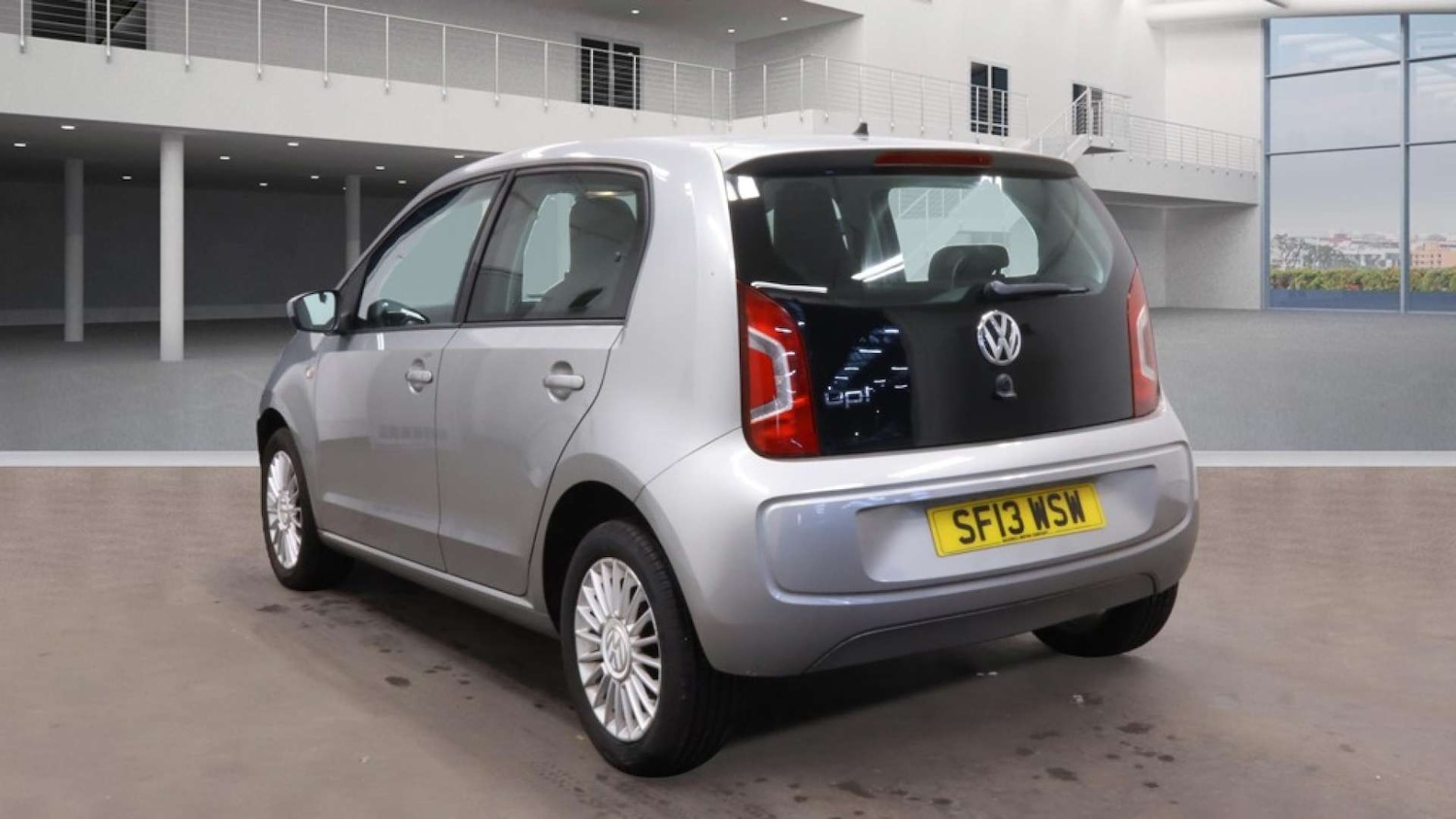 Used Volkswagen up! 2013 for sale - 76449794: Photo 5