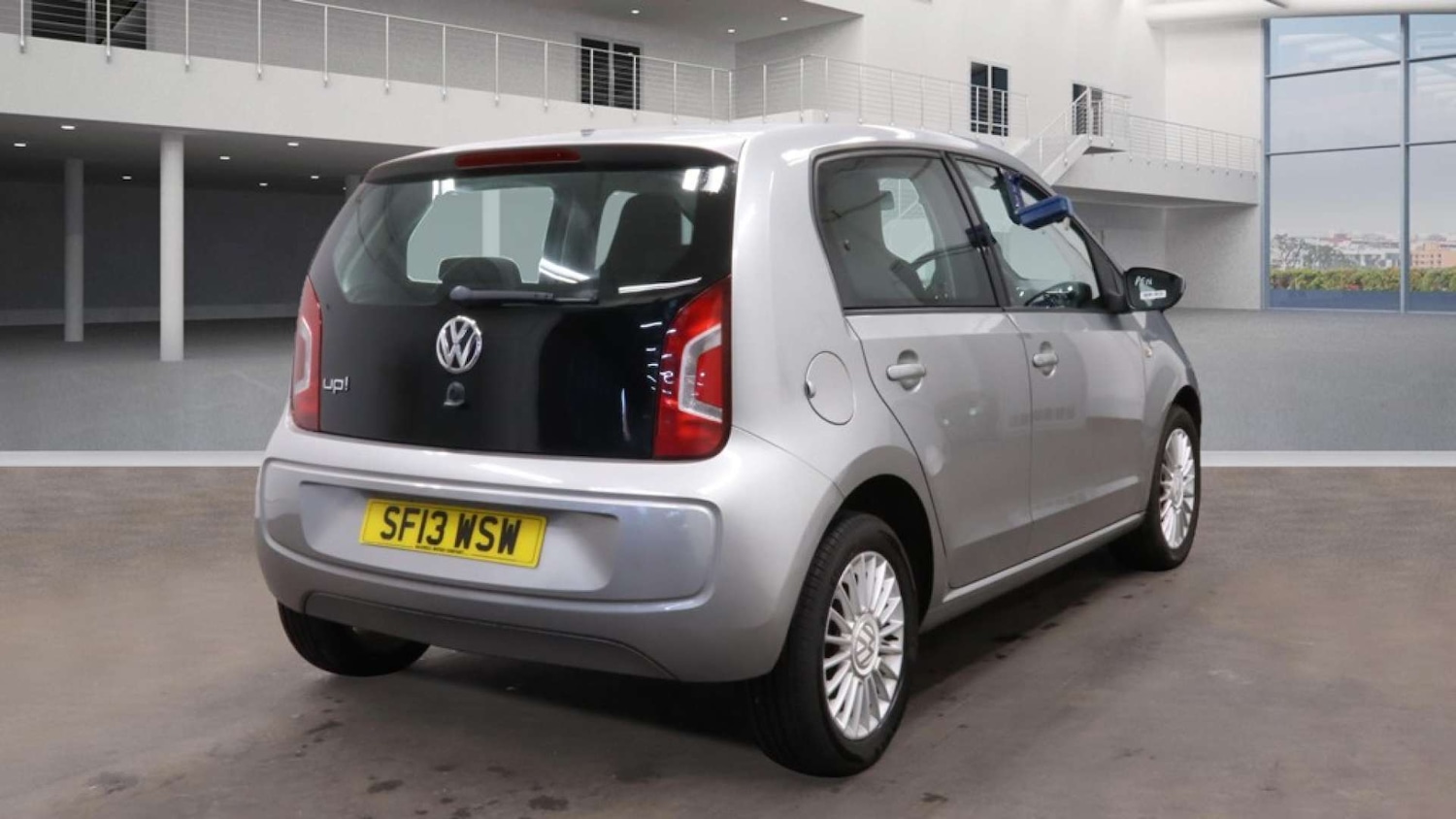 Used Volkswagen up! 2013 for sale - 76449794: Photo 6
