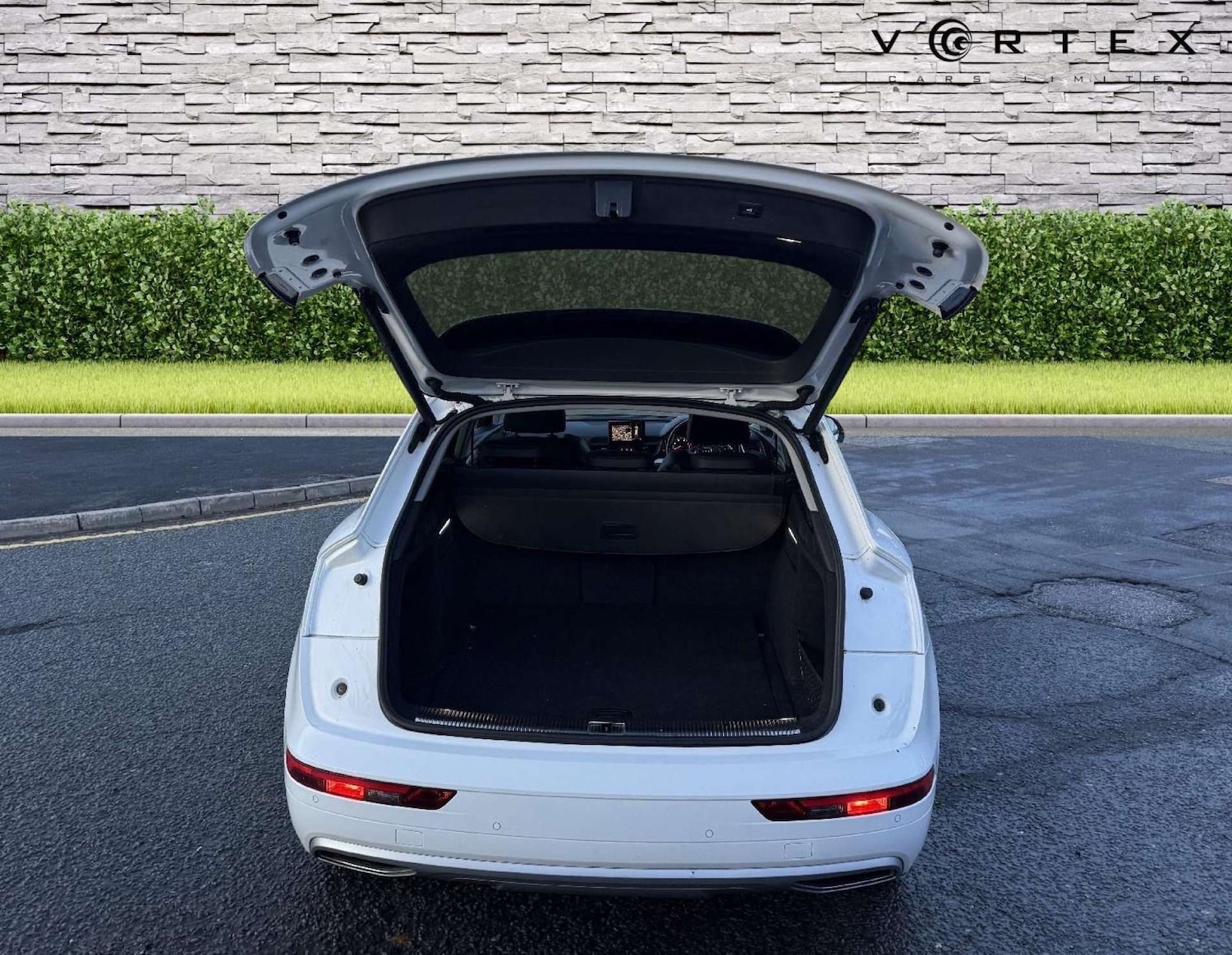 Used Audi Q5 2017 for sale - 77148622: Photo 10