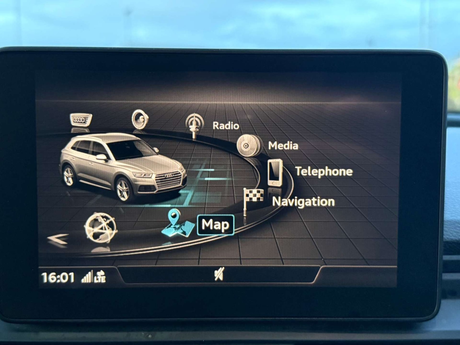 Used Audi Q5 2017 for sale - 77148622: Photo 51