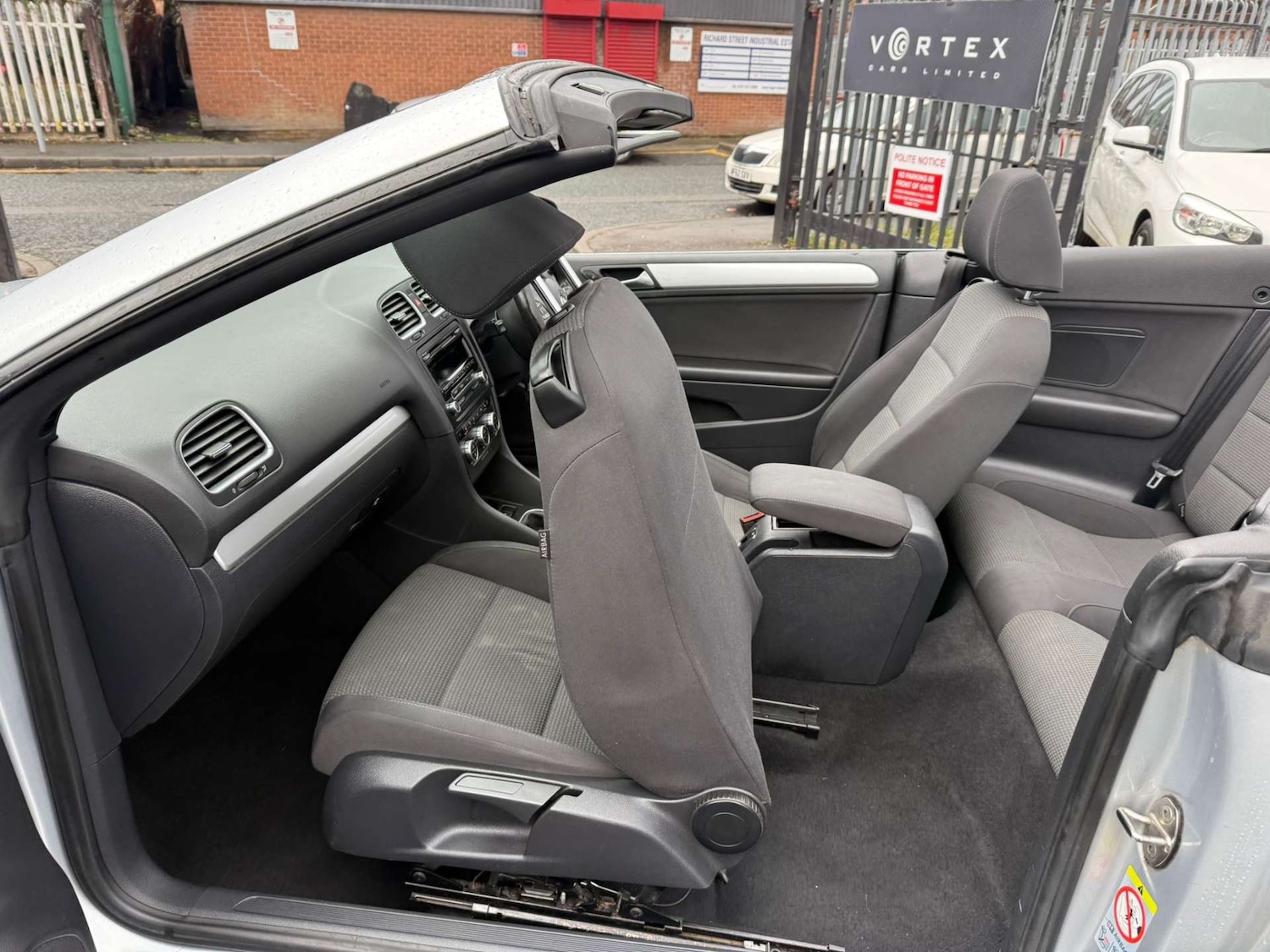 Used Volkswagen Golf 2013 for sale - 77148631: Photo 29