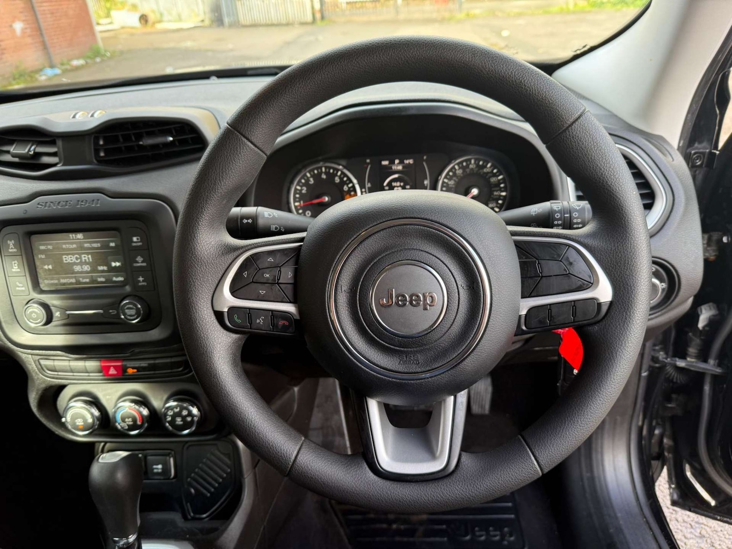 Used Jeep Renegade 2017 for sale - 77148644: Photo 41