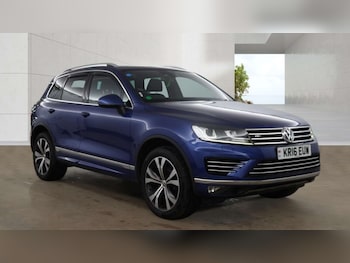 Used Volkswagen Touareg 2016 for sale - 78917451: Photo