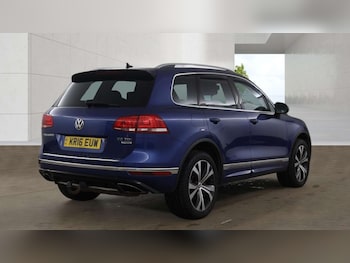 Used Volkswagen Touareg 2016 for sale - 78917451: Photo