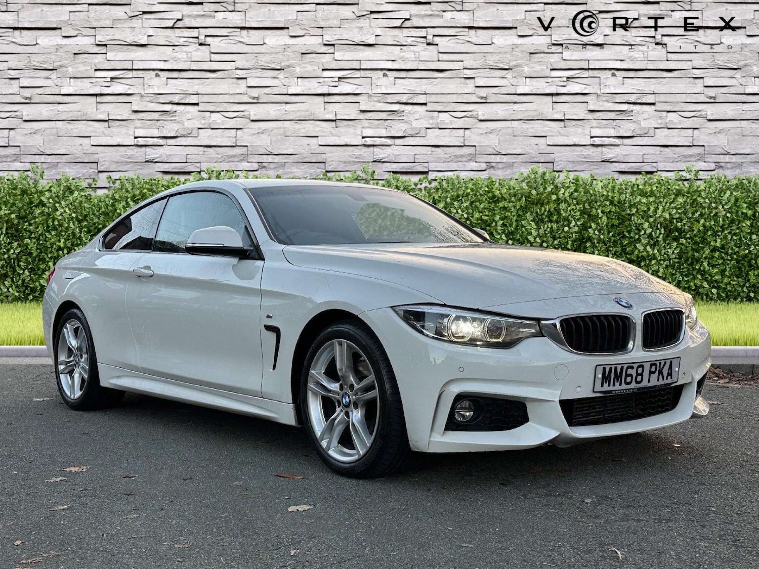 Used BMW 4 Series 2018 for sale - 76941049: Photo 1