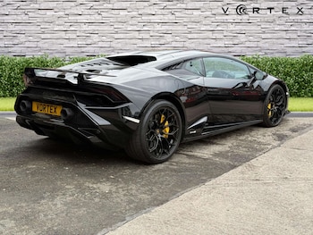 Used Lamborghini Huracan 2023 for sale - 76948199: Photo