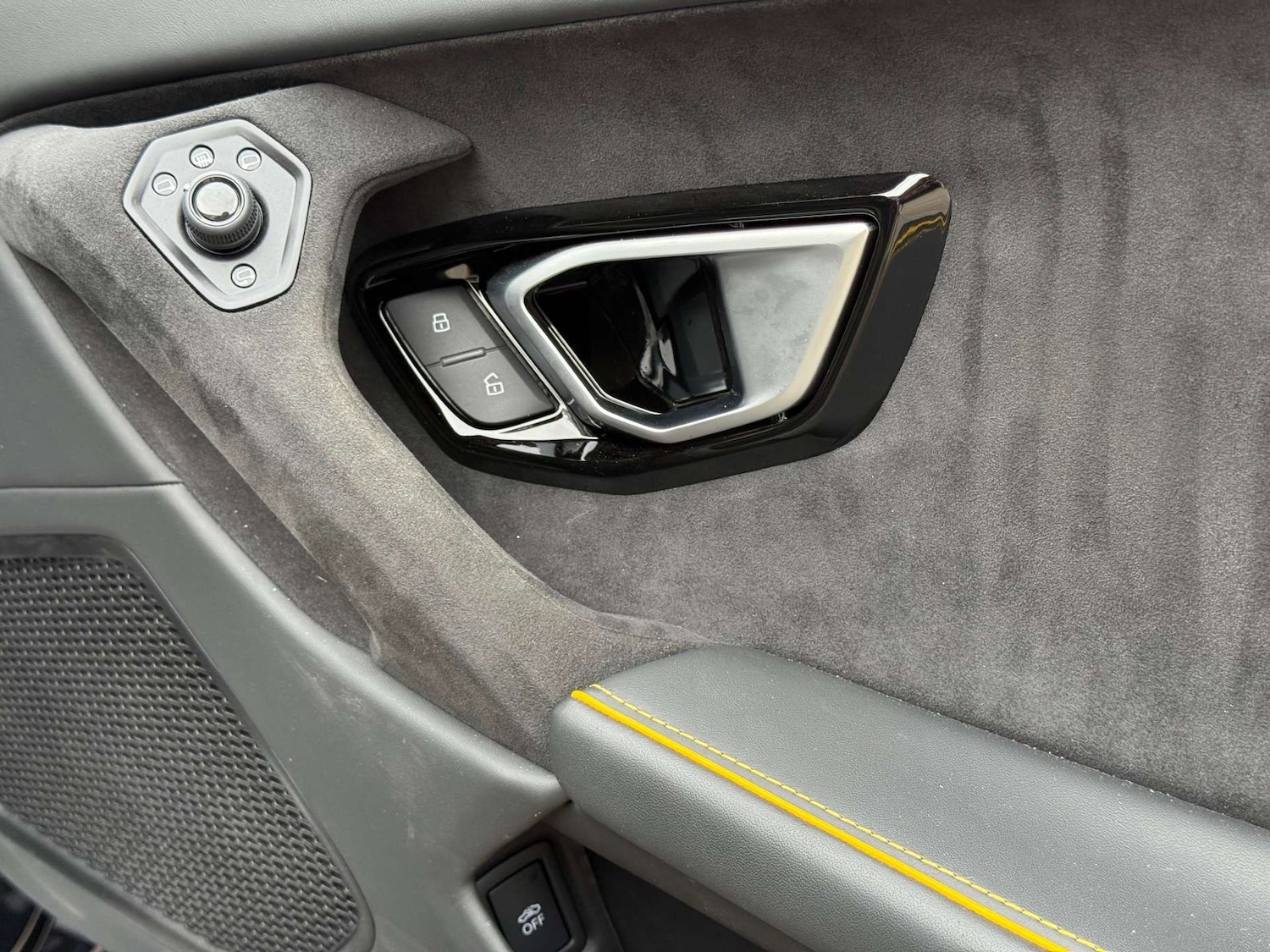 Used Lamborghini Huracan 2023 for sale - 76948199: Photo 42