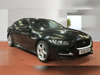 Used Jaguar XE 2016 for sale - 79445362: Photo