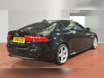 Used Jaguar XE 2016 for sale - 79445362: Photo