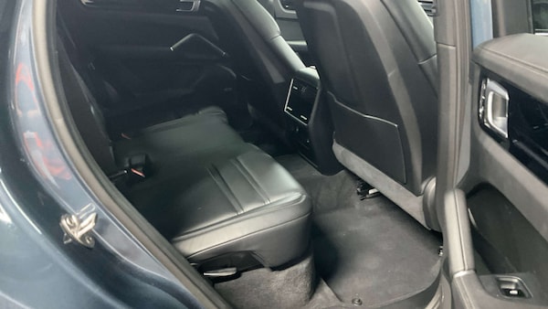 Used Porsche Cayenne 2018 for sale - 76206182: Photo 8