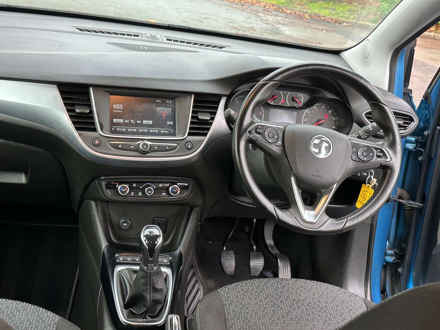 Used Vauxhall Crossland X 2017 for sale - 76449808: Photo 22