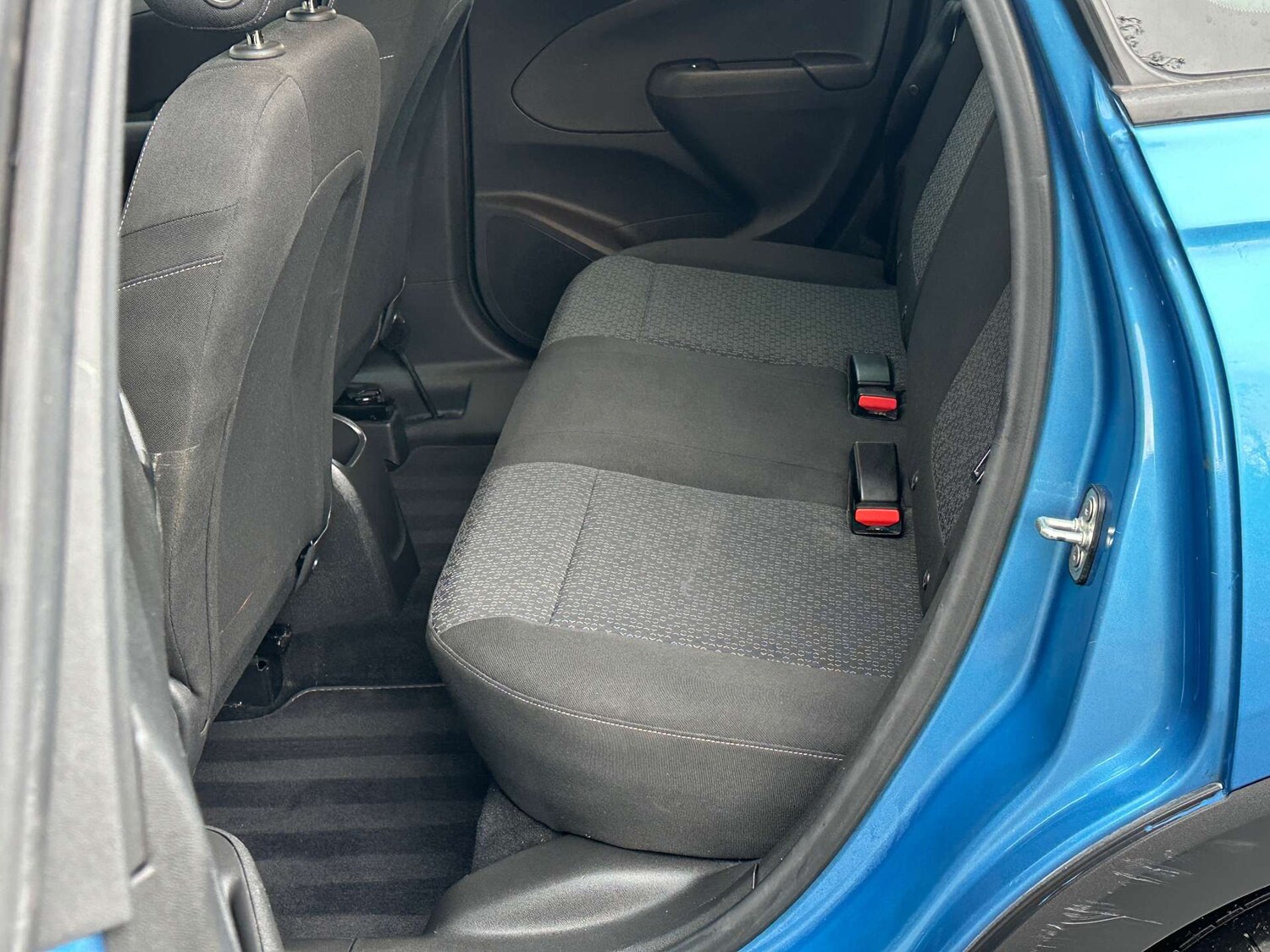 Used Vauxhall Crossland X 2017 for sale - 76449808: Photo 31