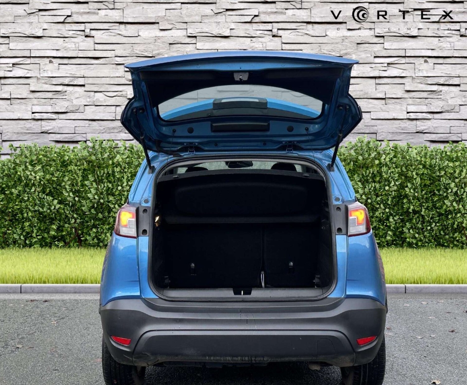 Used Vauxhall Crossland X 2017 for sale - 76449808: Photo 8