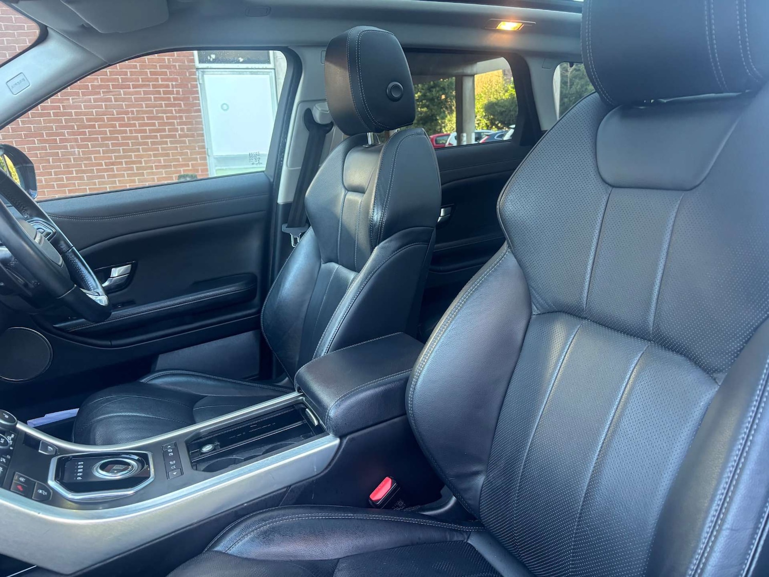 Used Land Rover Range Rover Evoque 2016 for sale - 77236293: Photo 42