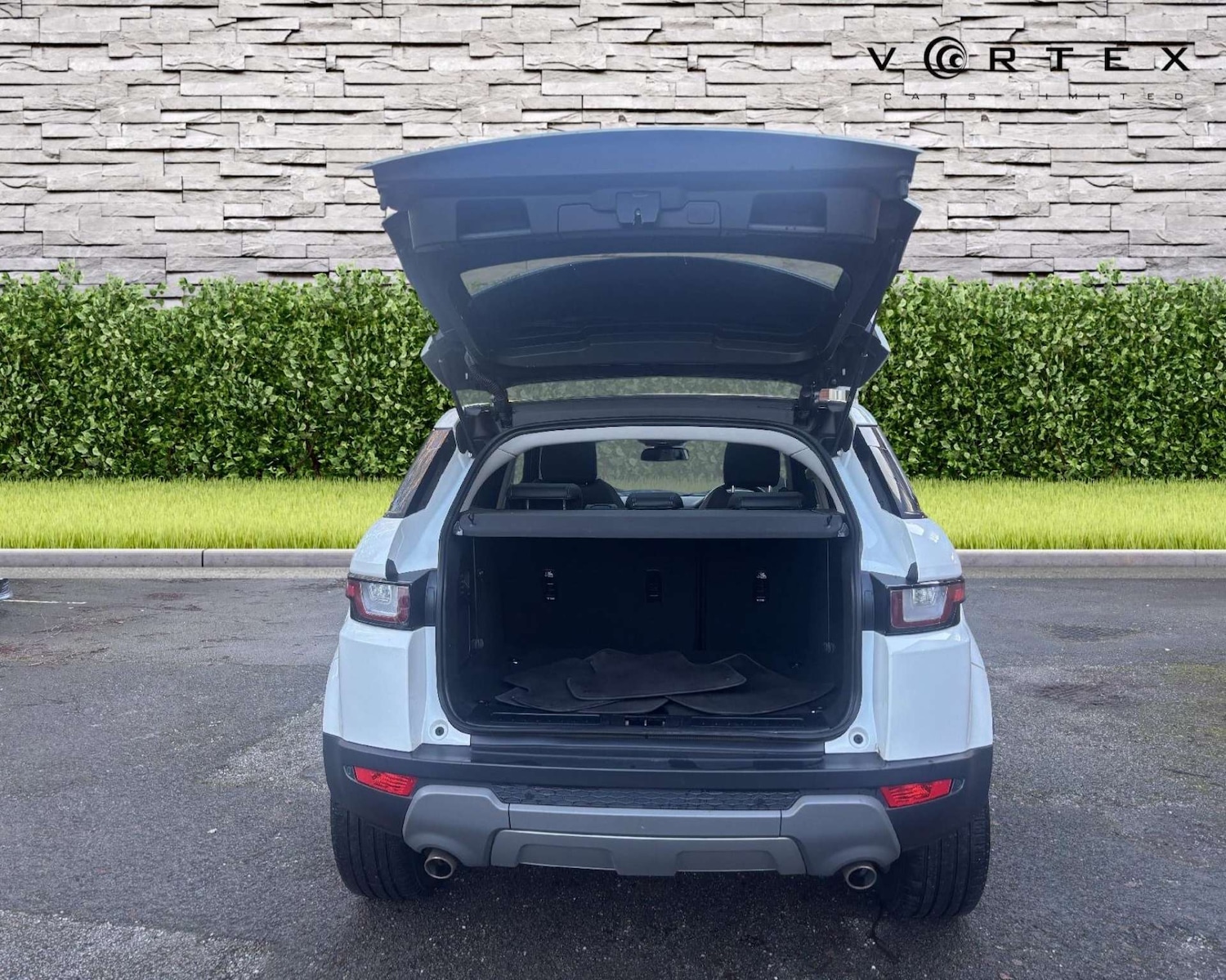 Used Land Rover Range Rover Evoque 2016 for sale - 77236293: Photo 8