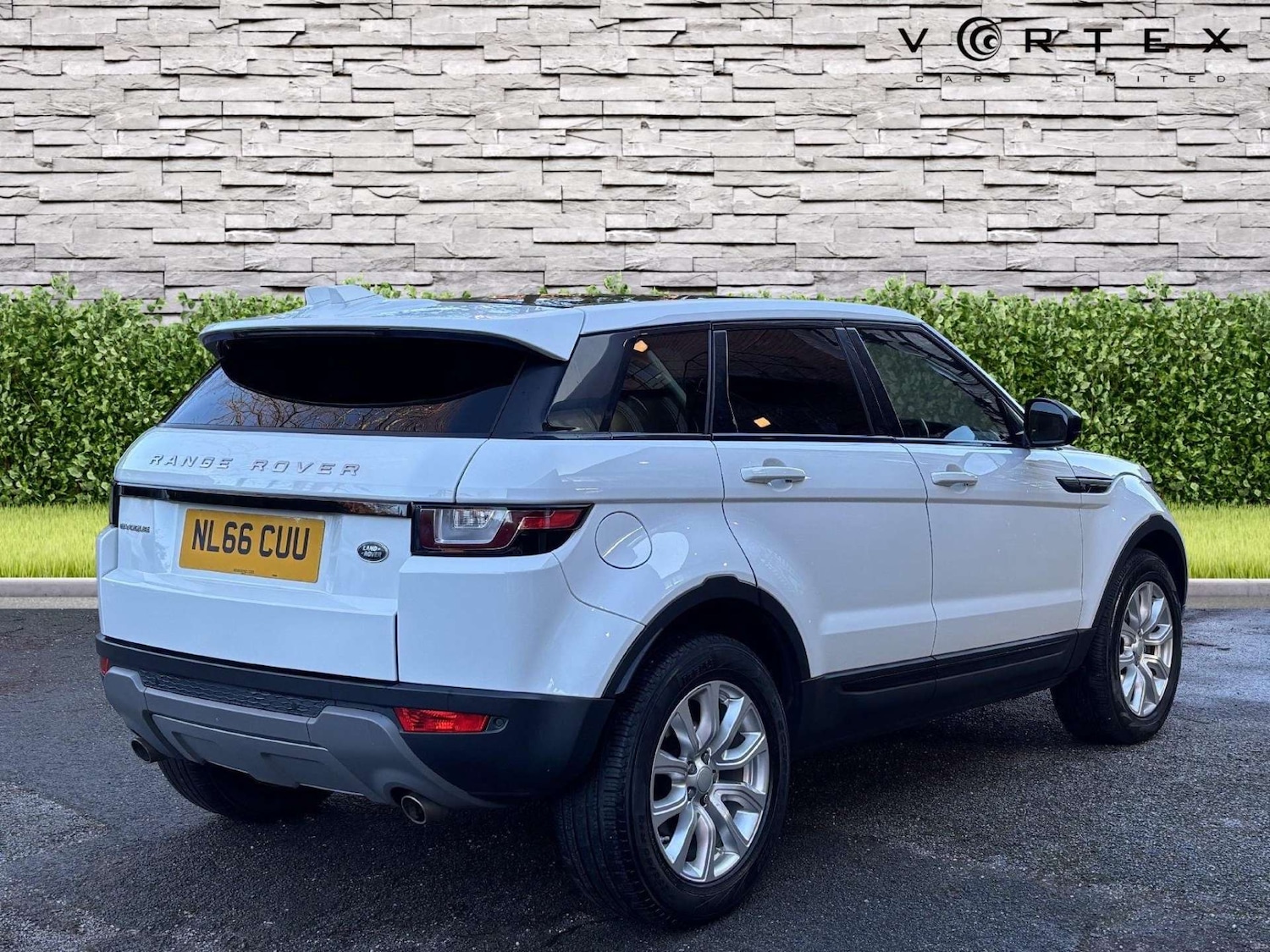 Used Land Rover Range Rover Evoque 2016 for sale - 77236293: Photo 9