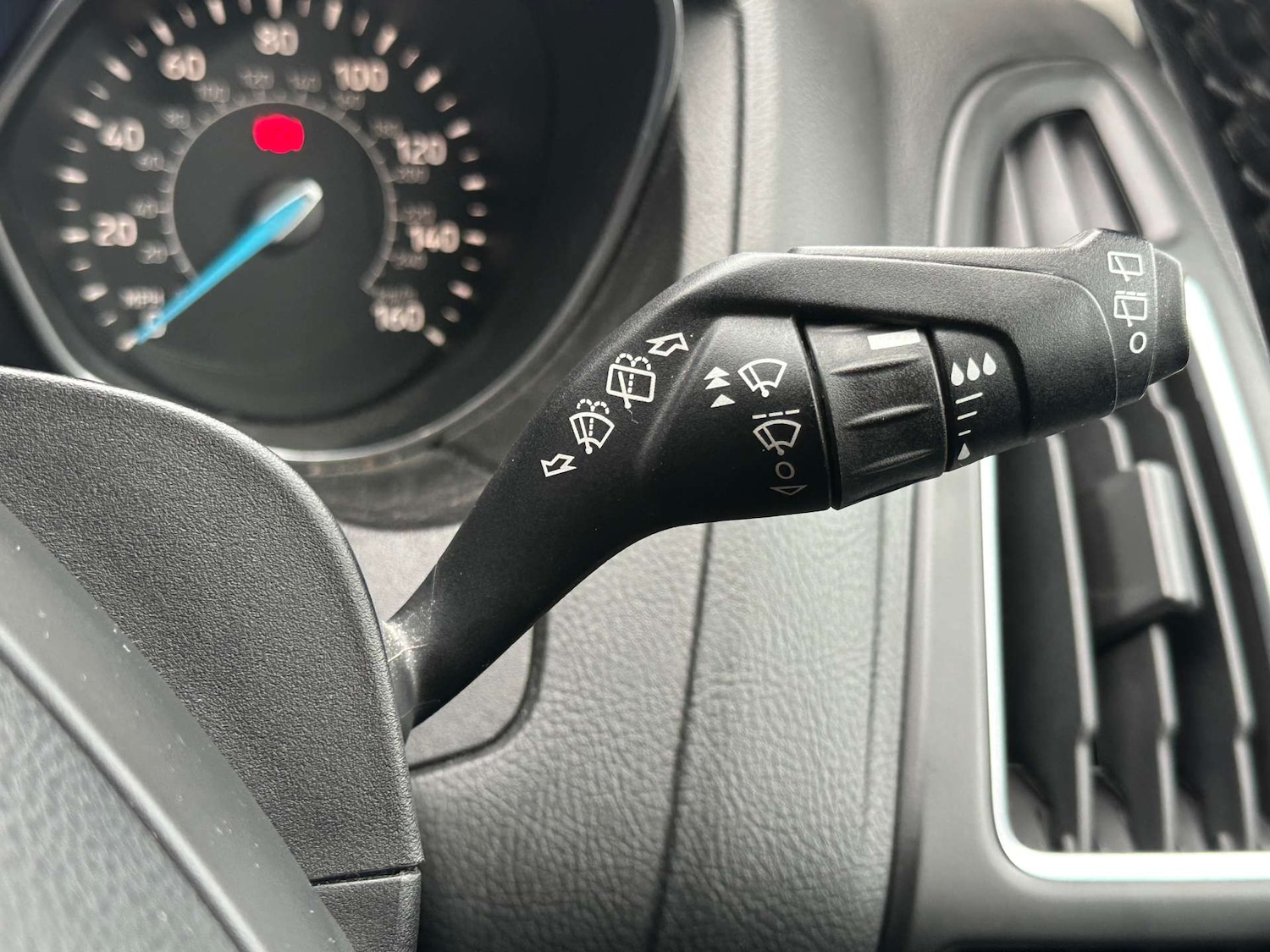 Used Ford Focus 2015 for sale - 76274242: Photo 20