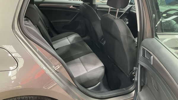 Used Volkswagen Golf 2015 for sale - 76097676: Photo 5