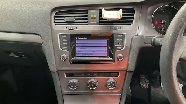 Used Volkswagen Golf 2015 for sale - 76097676: Photo 8