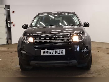 Used Land Rover Discovery Sport 2017 for sale - 77950385: Photo