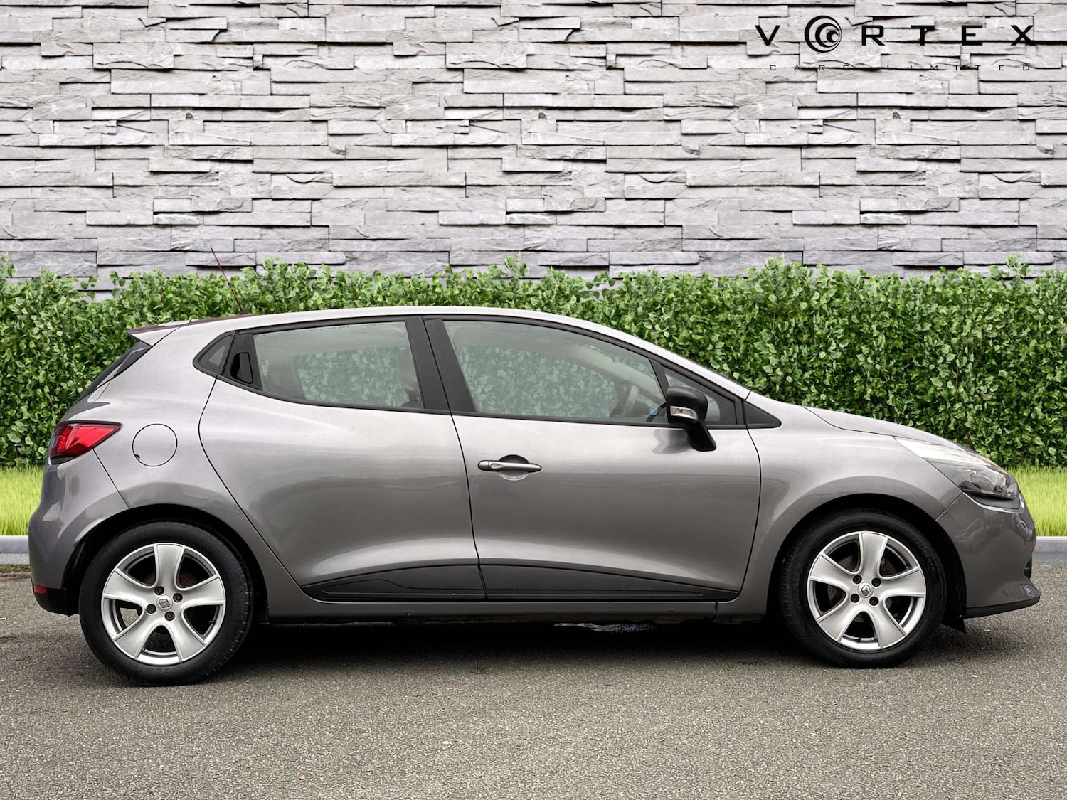 Used Renault Clio 2016 for sale - 75870854: Photo 10