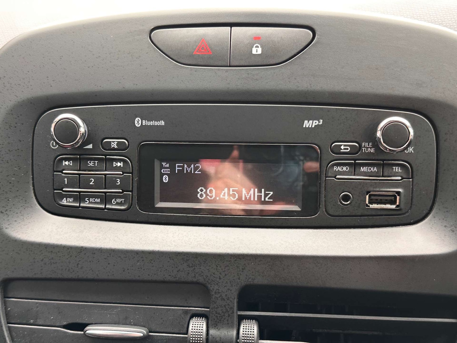 Used Renault Clio 2016 for sale - 75870854: Photo 17