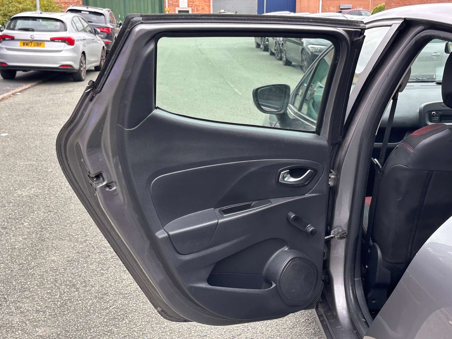 Used Renault Clio 2016 for sale - 75870854: Photo 20