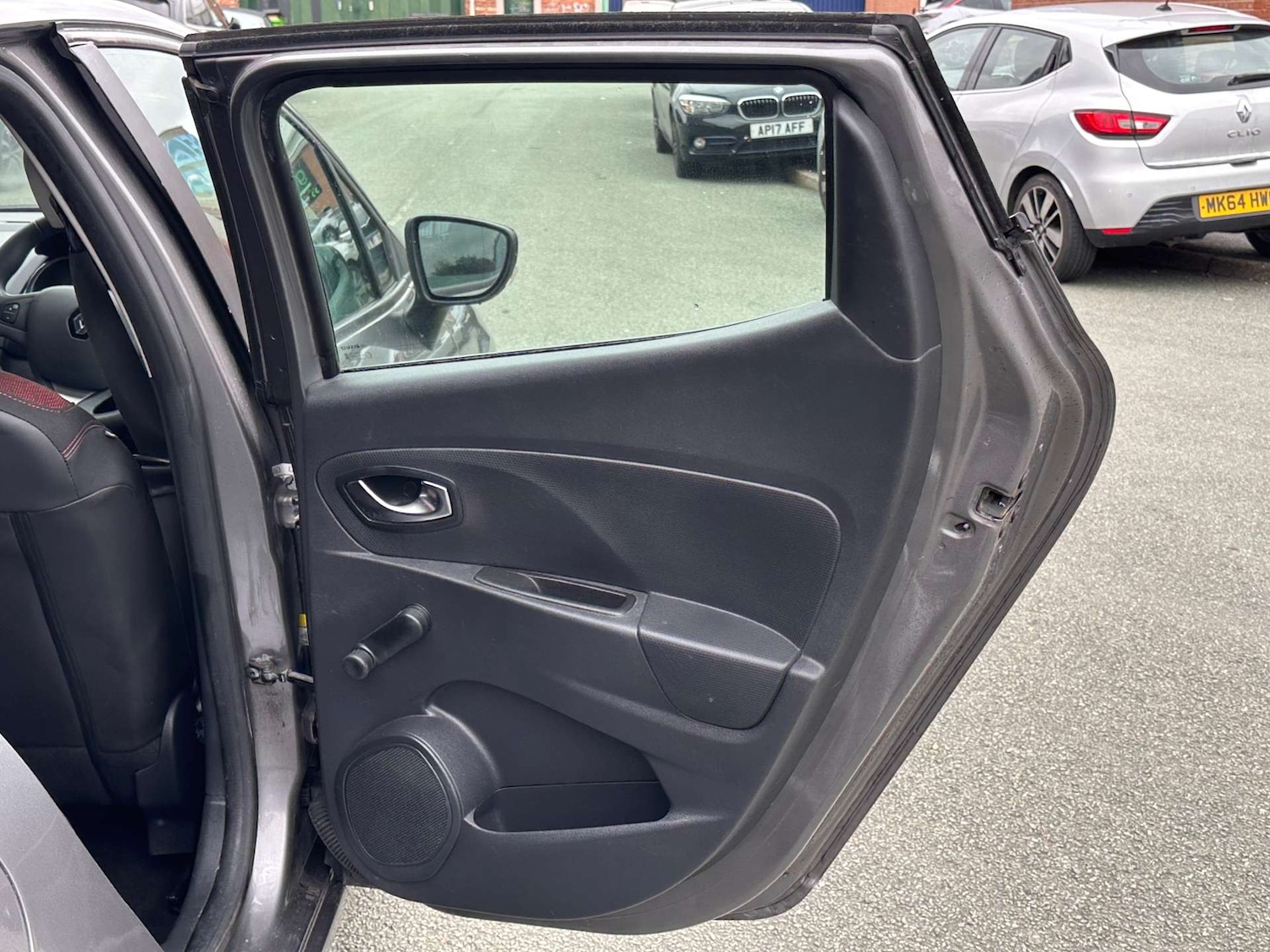 Used Renault Clio 2016 for sale - 75870854: Photo 22