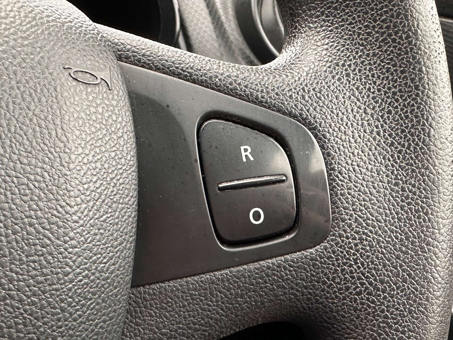 Used Renault Clio 2016 for sale - 75870854: Photo 23