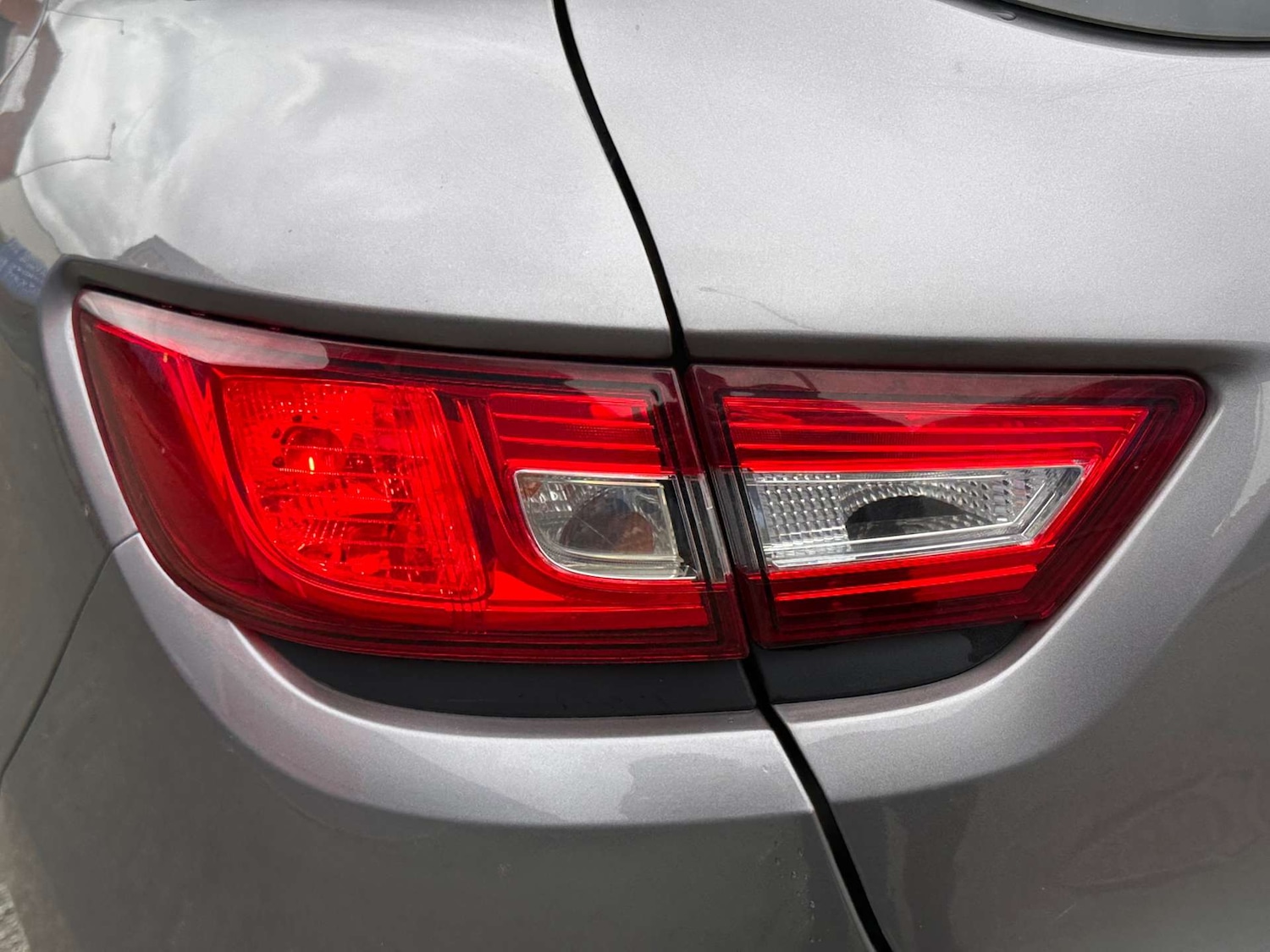 Used Renault Clio 2016 for sale - 75870854: Photo 32