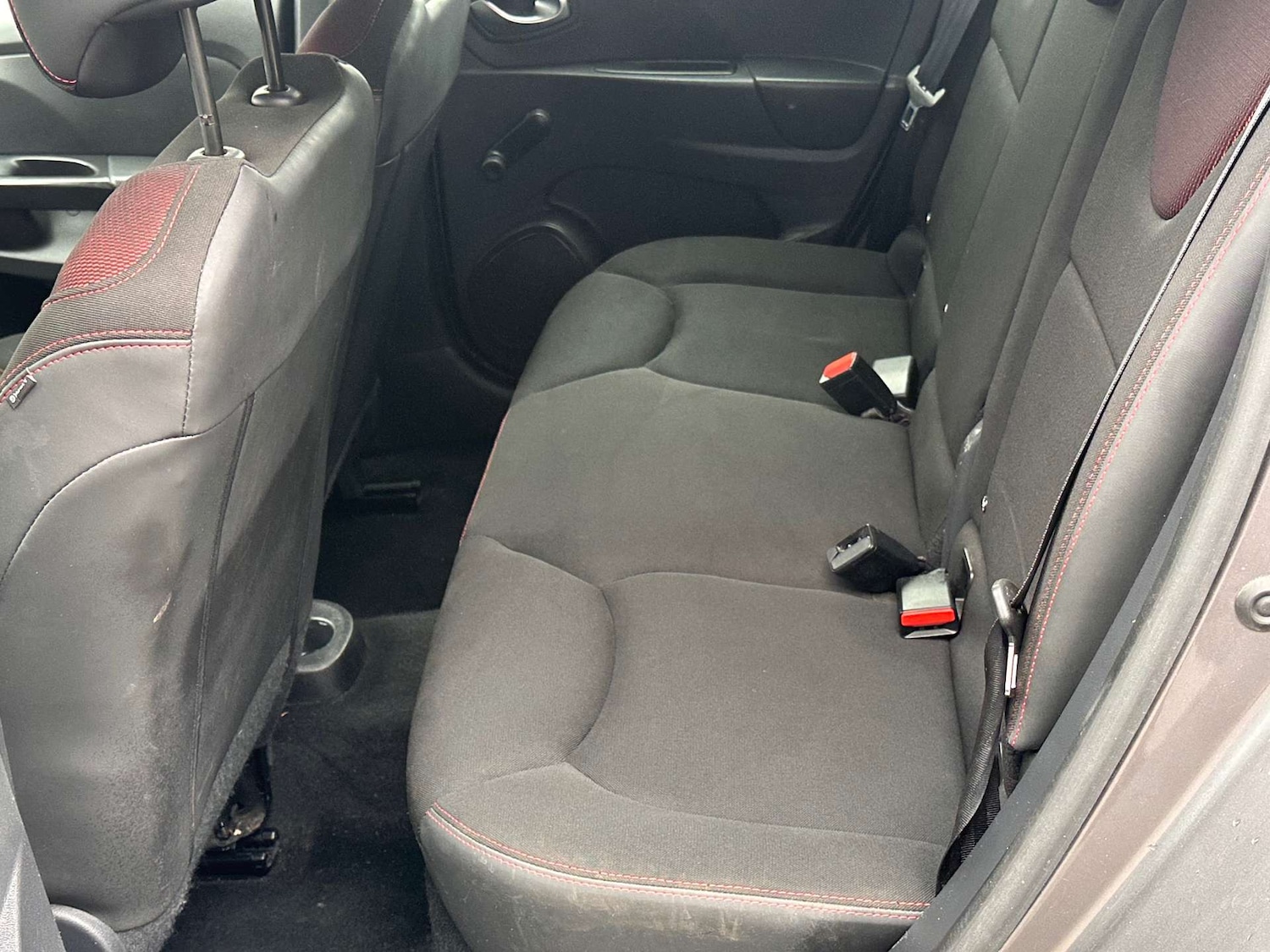 Used Renault Clio 2016 for sale - 75870854: Photo 39