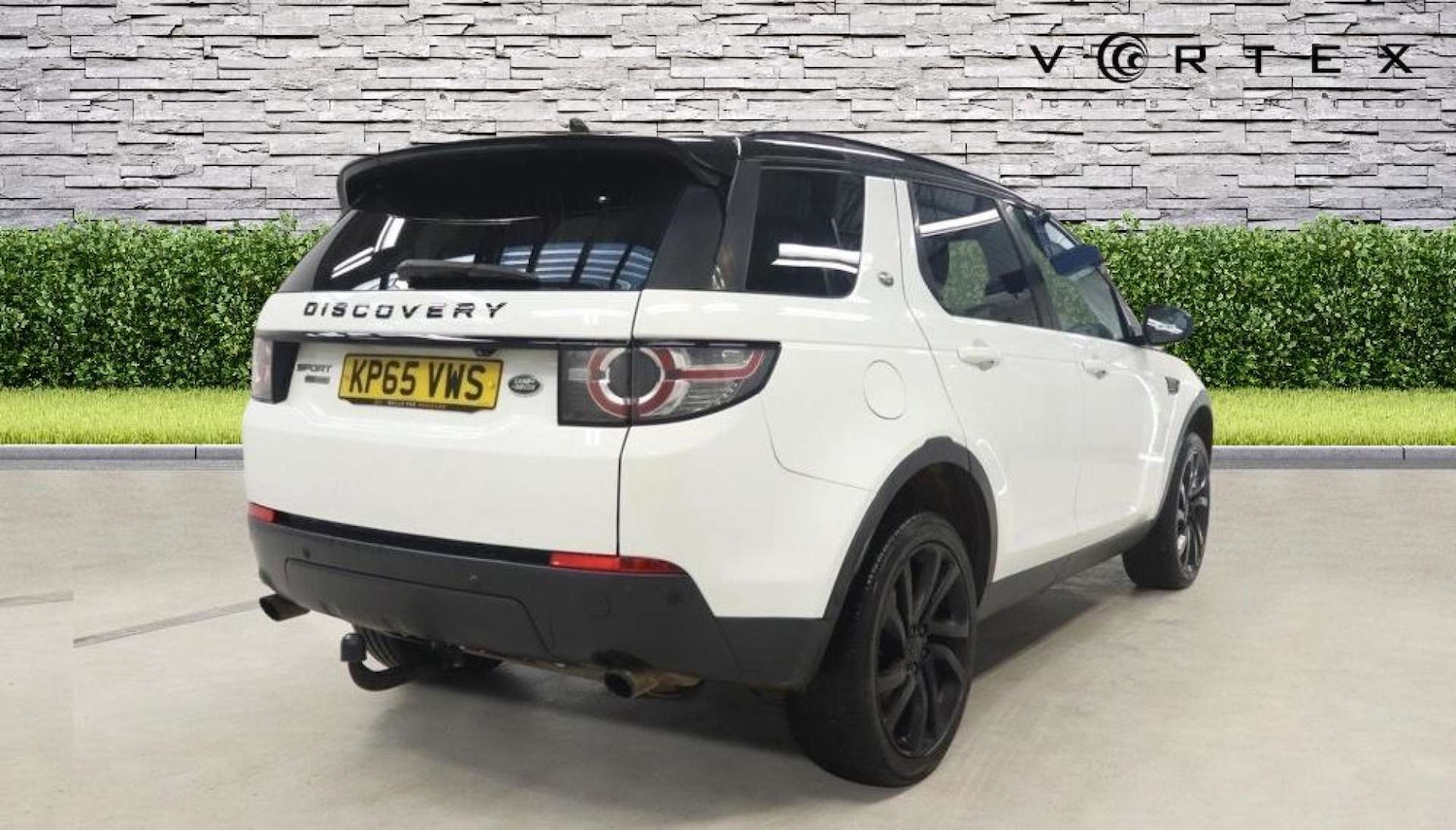 Used Land Rover Discovery Sport 2015 for sale - 77650474: Photo 4