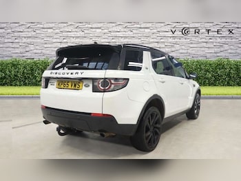 Used Land Rover Discovery Sport 2015 for sale - 77650474: Photo